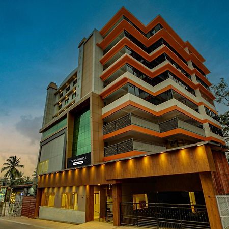 Townhouse Madgaon Ξενοδοχείο Raia Εξωτερικό φωτογραφία